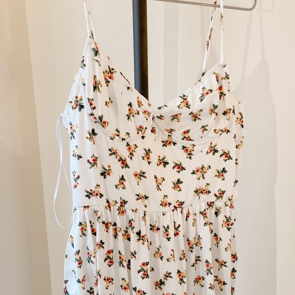 Underwire Bustier Romper - Picture 1 of 6